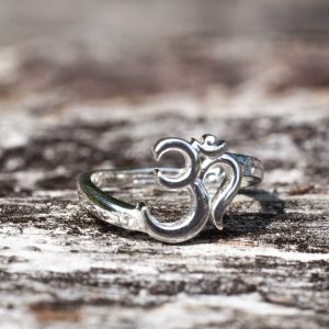 Ohm ring - sølv