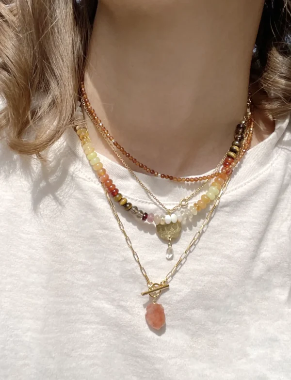 solsten halskæde, rå krystal smuk, lyserød krystal, chunky halskæde