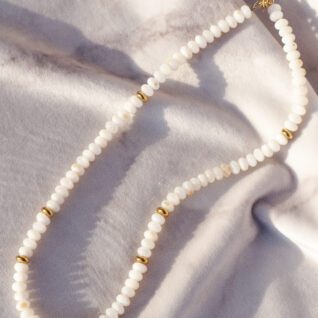 Perlemor halskæde, perlehalskæde, hvid halskæde, smuk perlekæde