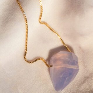 lavender moon quartz, krystal smykke, krystal halskæde