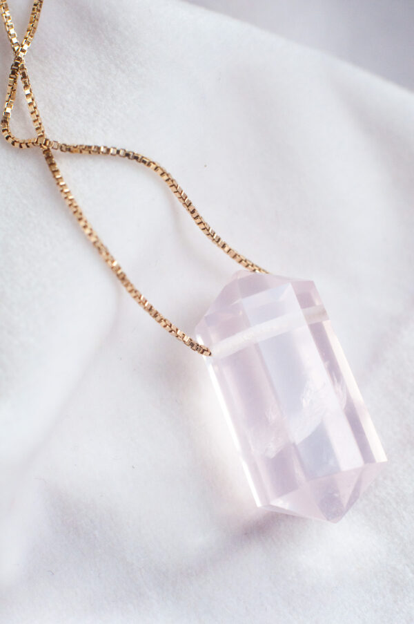 rosenkvarts halskæde, krystaller smykker, krystal halskæde, krystal lyserød