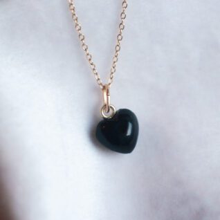 Hjerte halskæde, sort hjertekæde,