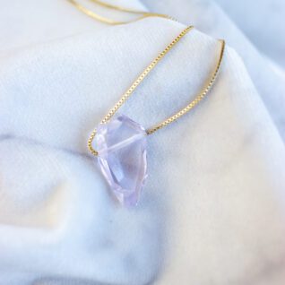 lavender moon quartz krystal halskæde