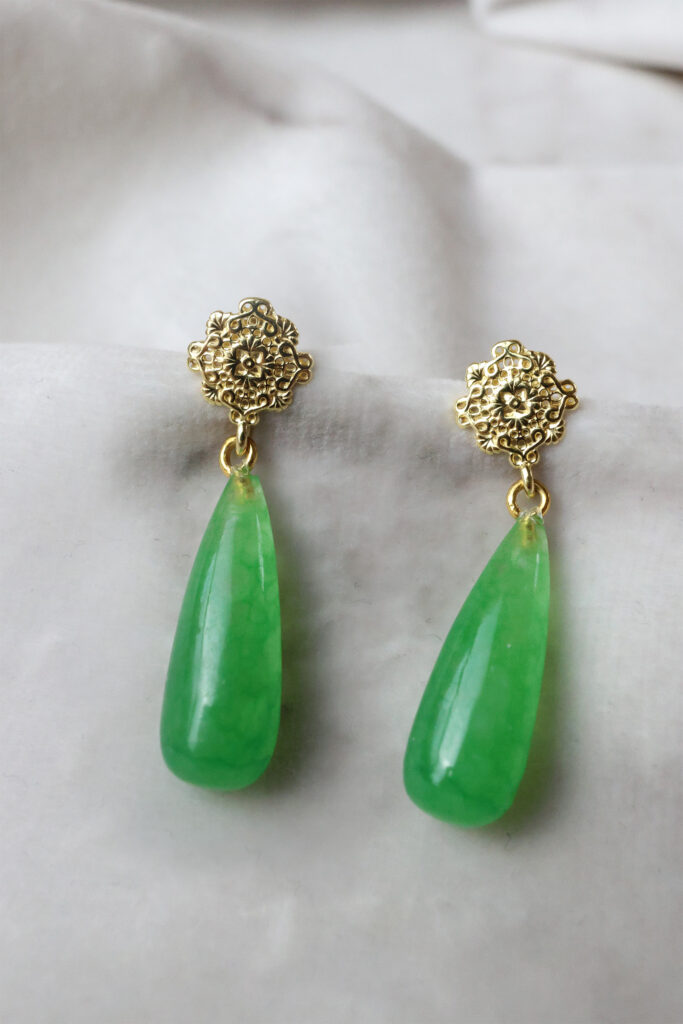Dråbe øreringe, grøn jade | Spirit of Wonder