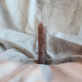 Fluorit tårn med mica